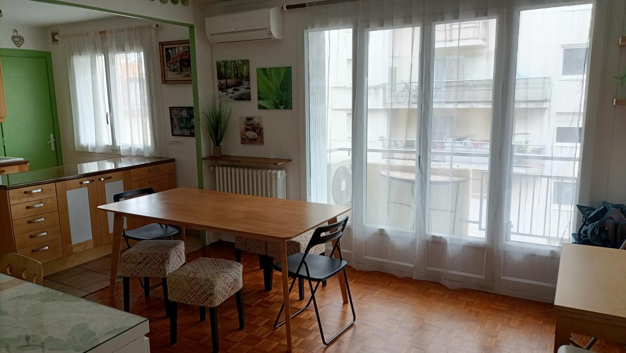 3 Pieces 10 Min De Lyon Apartment
